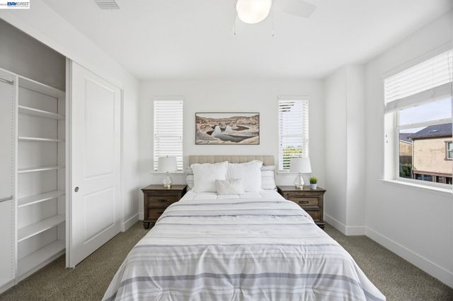 1600 Lexington Ln, Pleasanton, CA 94566