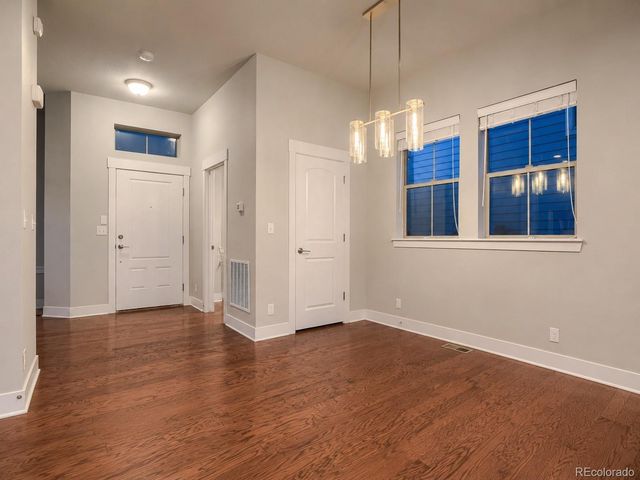 10080 E 59th Drive, Denver, CO 80238