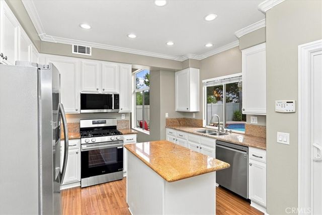 3319 Willow Park, Corona, CA 92881
