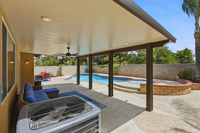3319 Willow Park, Corona, CA 92881