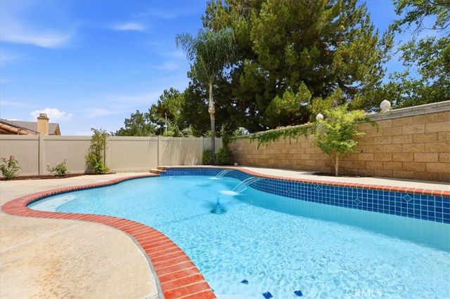 3319 Willow Park, Corona, CA 92881