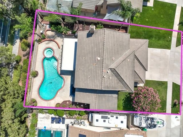 3319 Willow Park, Corona, CA 92881
