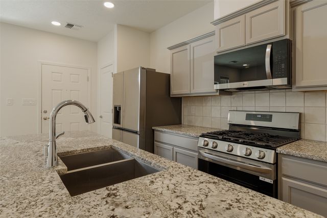 7336 Contenta Ridge Loop, Santa Fe, NM 87507