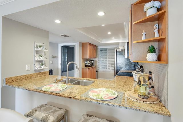 4440 NE Sandpebble Trace 104, Stuart, FL 34996