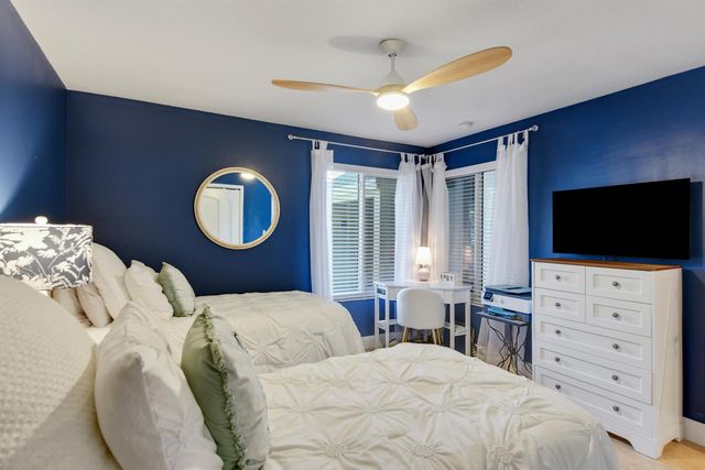 4440 NE Sandpebble Trace 104, Stuart, FL 34996