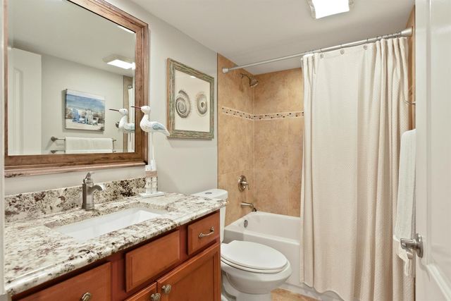 4440 NE Sandpebble Trace 104, Stuart, FL 34996
