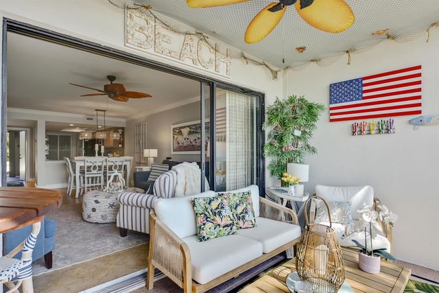 4440 NE Sandpebble Trace 104, Stuart, FL 34996