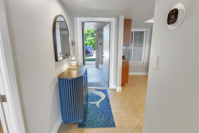 4440 NE Sandpebble Trace 104, Stuart, FL 34996