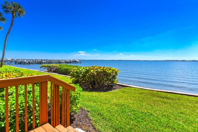 4440 NE Sandpebble Trace 104, Stuart, FL 34996