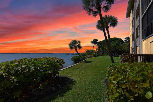 4440 NE Sandpebble Trace 104, Stuart, FL 34996