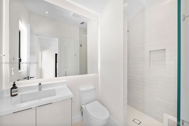 601 NE 56th St, Miami, FL 33137