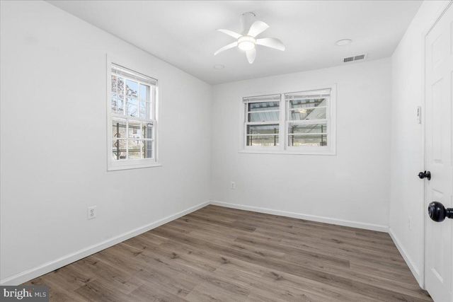 4339 BARKER ST SE, Washington, DC 20019