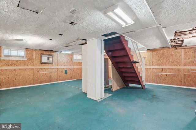 4339 BARKER ST SE, Washington, DC 20019