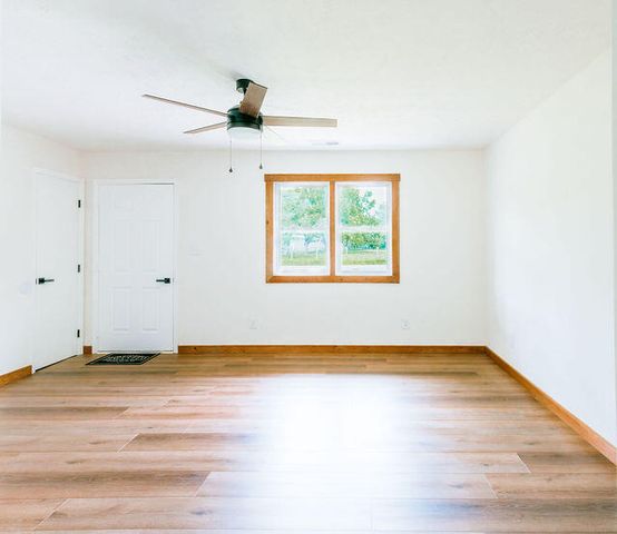 6053 W U.S. 460 Highway, Means, KY 40346