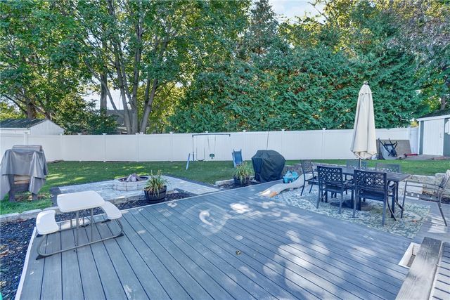 10 Doran Drive, Pawtucket, RI 02861