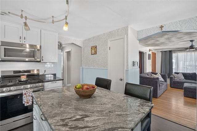 10 Doran Drive, Pawtucket, RI 02861