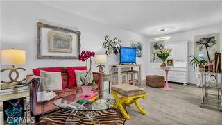 420 N Villa Court 107, Palm Springs, CA 92262