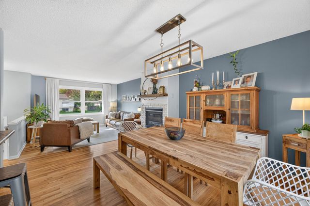 943 Blackoaks Lane, Anoka, MN 55303