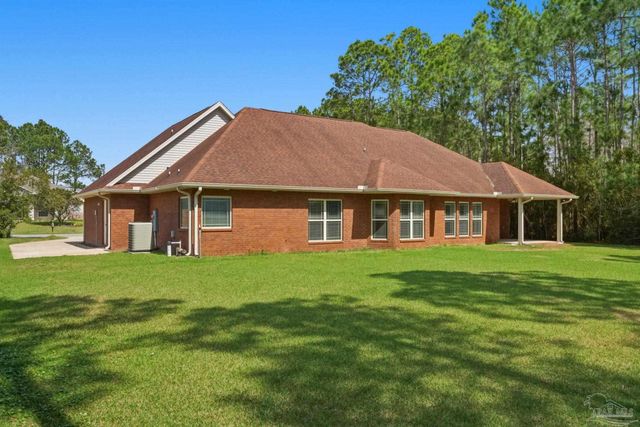 7151 Reef St, Navarre, FL 32566