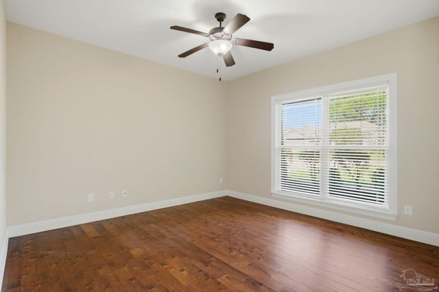 7151 Reef St, Navarre, FL 32566