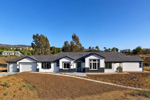 39301 Corte Venture, Temecula, CA 92592