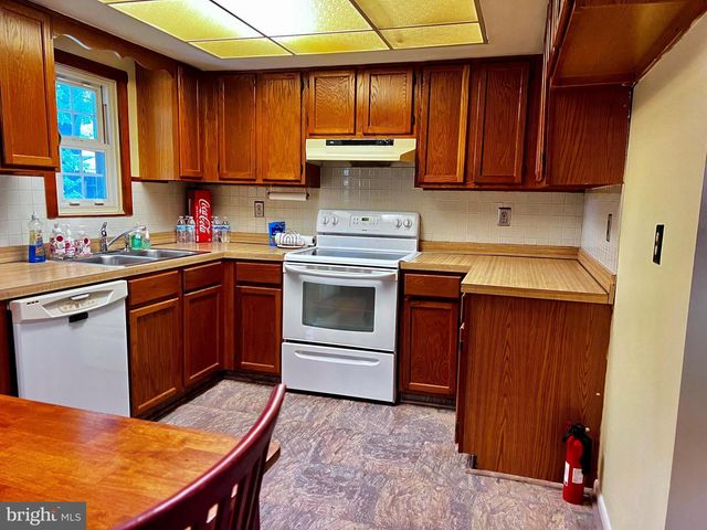 141 MELODIC DR, Newark, DE 19713