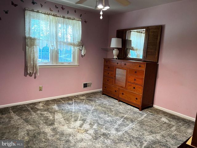 141 MELODIC DR, Newark, DE 19713