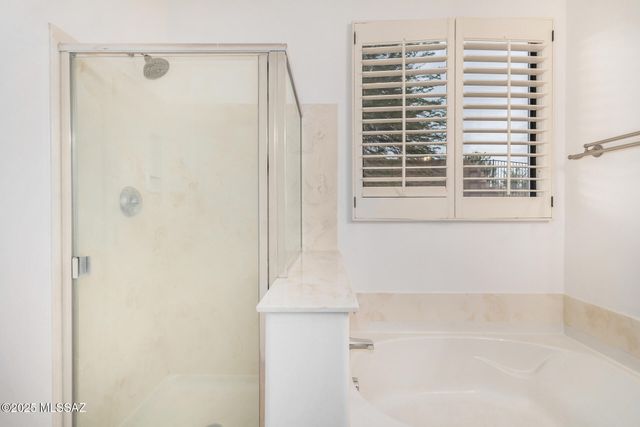 290 E Forrest Feezor Street, Vail, AZ 85641