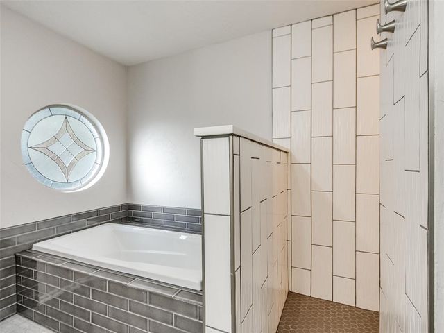 1200 NW 199th Street, Edmond, OK 73012