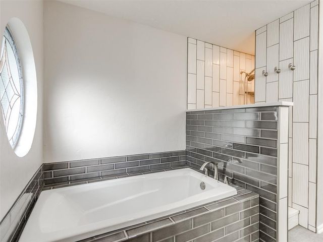 1200 NW 199th Street, Edmond, OK 73012