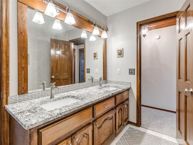 1200 NW 199th Street, Edmond, OK 73012