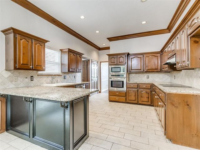 1200 NW 199th Street, Edmond, OK 73012