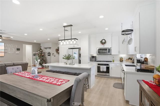 42041 Mohave Rose Drive, Lancaster, CA 93536