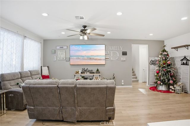 42041 Mohave Rose Drive, Lancaster, CA 93536