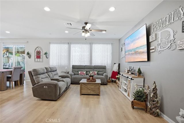 42041 Mohave Rose Drive, Lancaster, CA 93536