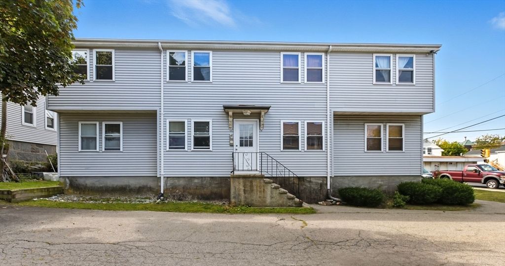94 Brook Rd 3, Quincy, MA 02169