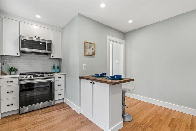 44-46 Woods Ave 44, Somerville, MA 02144