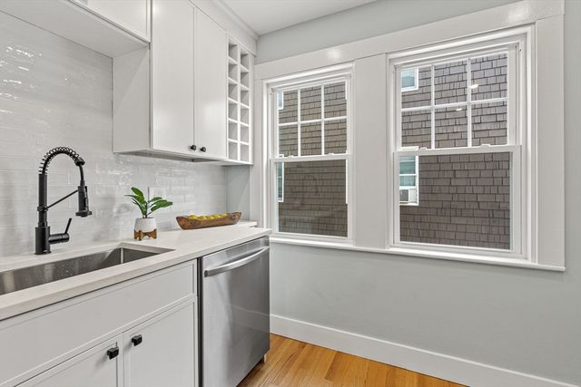 44-46 Woods Ave 44, Somerville, MA 02144