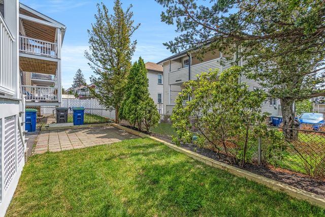 44-46 Woods Ave 44, Somerville, MA 02144