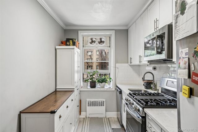 76-10 34th Avenue 3H, Jackson Heights, NY 11372