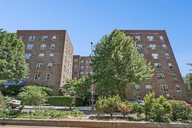 76-10 34th Avenue 3H, Jackson Heights, NY 11372