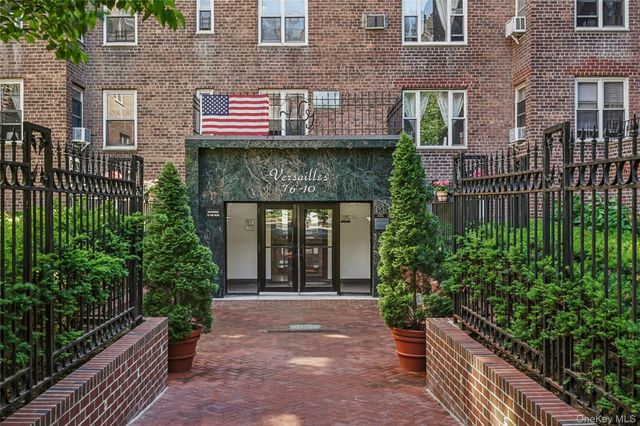 76-10 34th Avenue 3H, Jackson Heights, NY 11372
