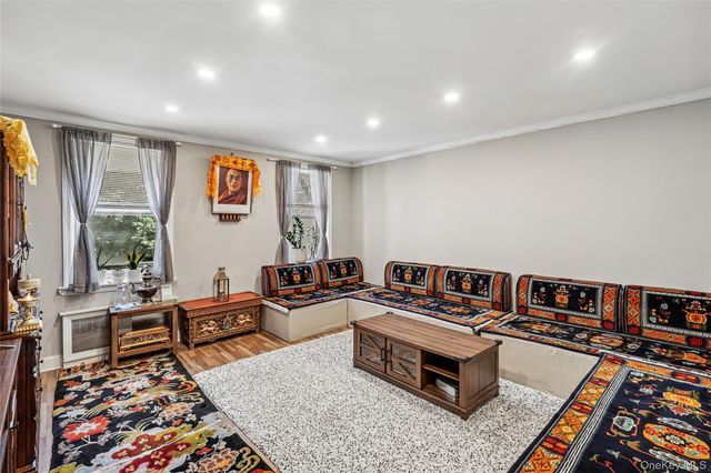 76-10 34th Avenue 3H, Jackson Heights, NY 11372