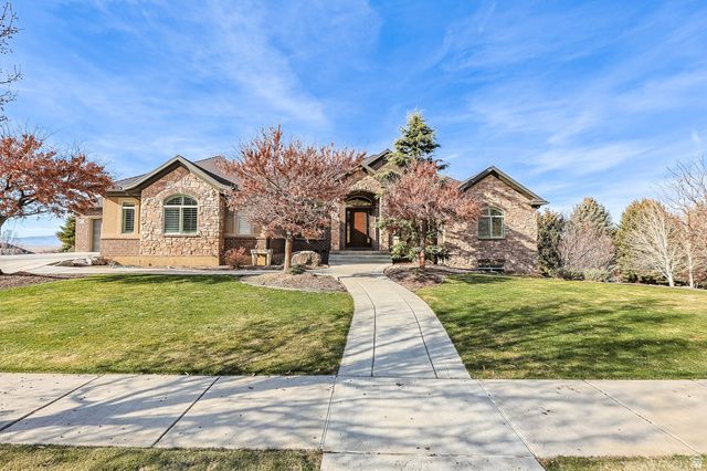 1542 S VALLEY VIEW DR, Perry, UT 84302
