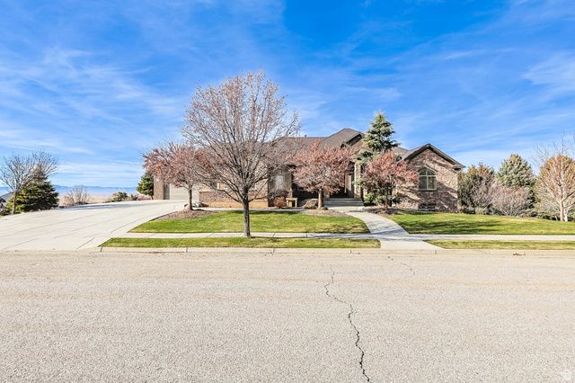 1542 S VALLEY VIEW DR, Perry, UT 84302