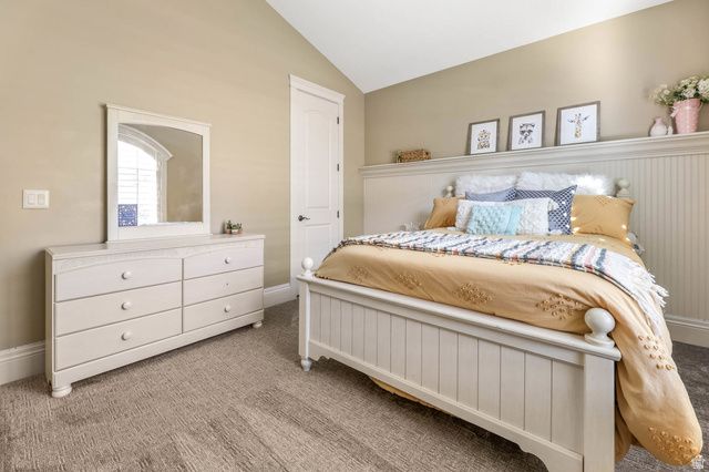 1542 S VALLEY VIEW DR, Perry, UT 84302