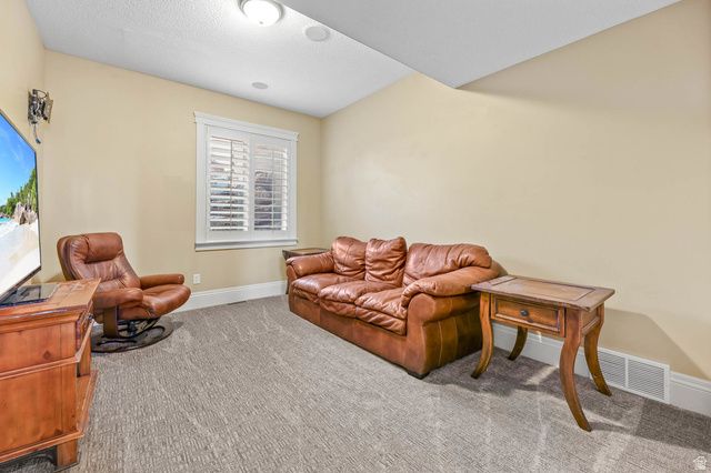 1542 S VALLEY VIEW DR, Perry, UT 84302