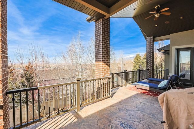 1542 S VALLEY VIEW DR, Perry, UT 84302