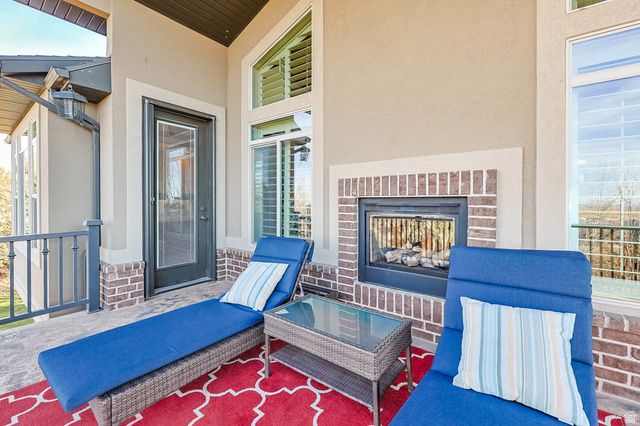 1542 S VALLEY VIEW DR, Perry, UT 84302