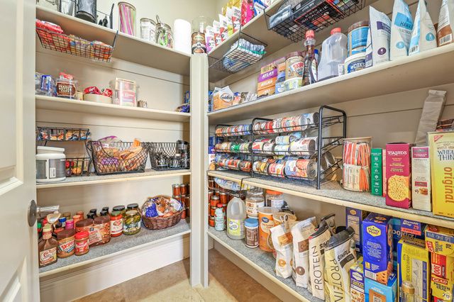 1542 S VALLEY VIEW DR, Perry, UT 84302